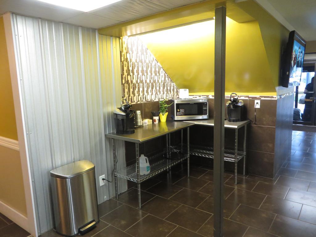 North Mankato 曼凯托罗德威旅馆酒店 外观 照片